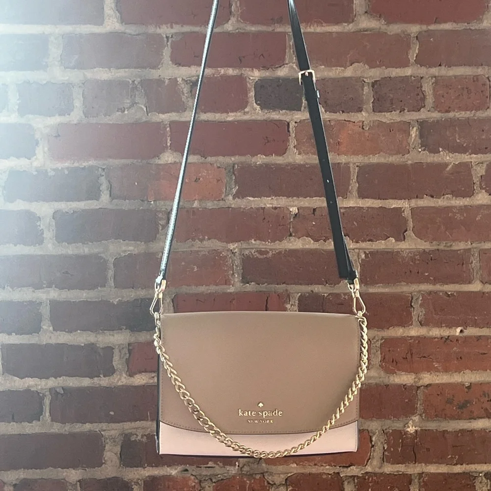 Colorblock Purse 🤍 - Picture 2 of 3